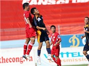 Bóng đá anh, ngoại hạng anh, lịch thi đấu euro 2012, Chiếc áo màu xanh và đôi giày đinh màu đỏ